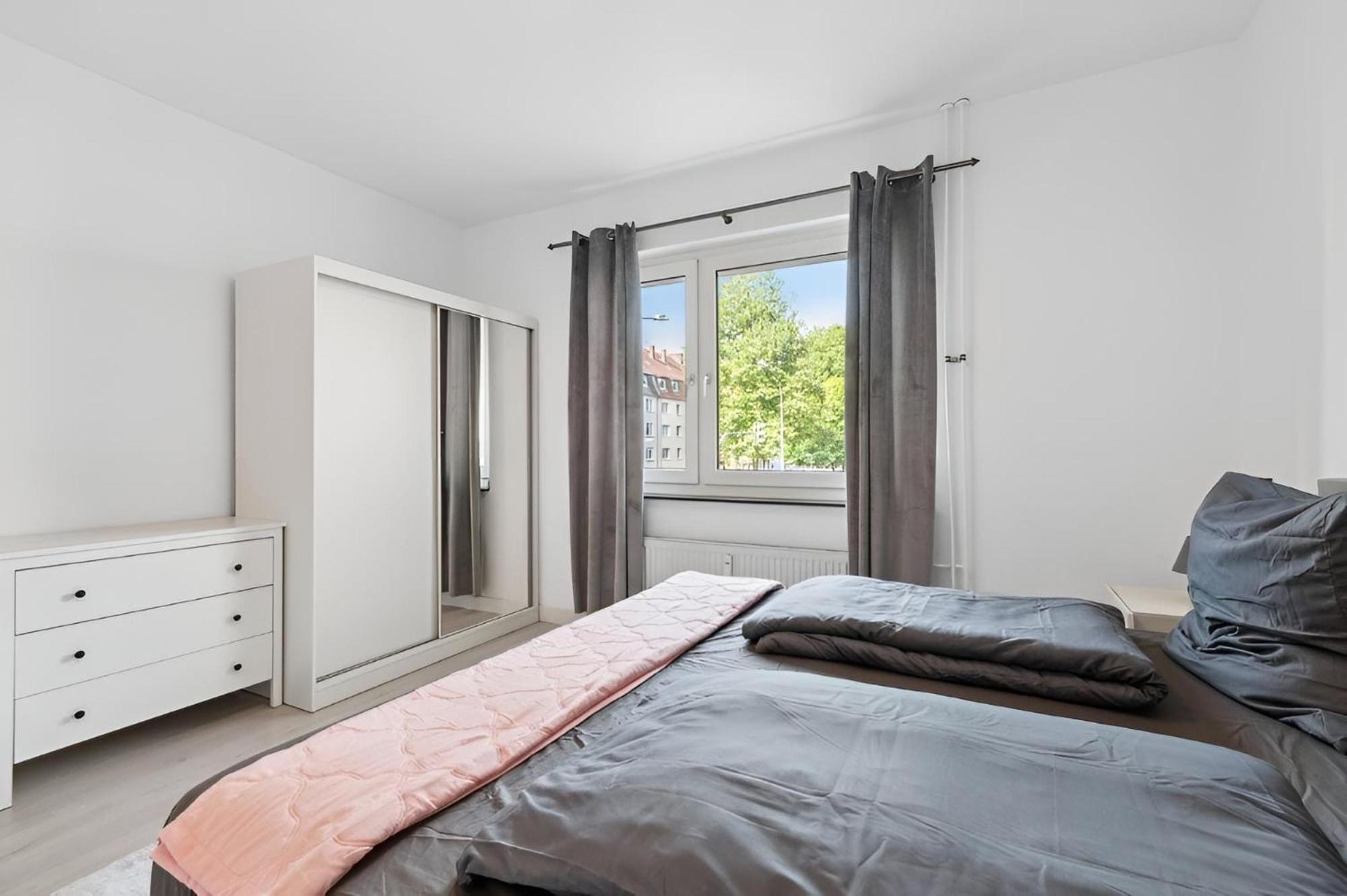 Flora Furnished Fair Apartment *
